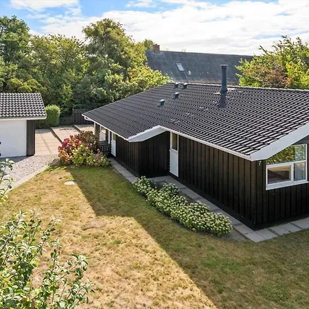 Feriehus 8257-lundy-raevehojvej-7 Lundby Stationsby